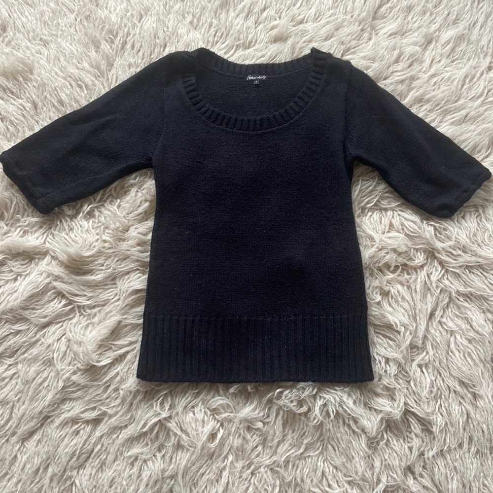 Woman 3/4 sleeve black sweater size small